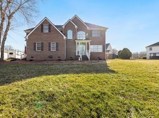 200 Keswick Pl, Smithfield, VA 23430