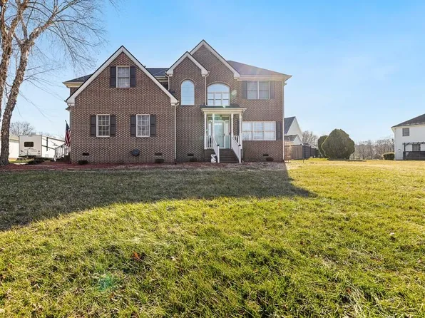 200 Keswick Pl, Smithfield, VA 23430