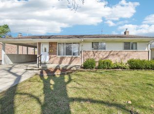 319 Pleasant Ridge Dr, Saline, MI 48176