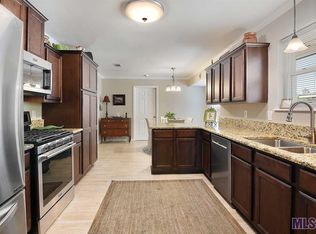 7335 Woods Edge Dr, Baton Rouge, LA 70818