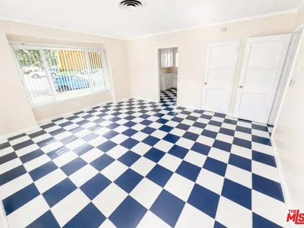 13450 Burbank Blvd, Van Nuys, CA 91401