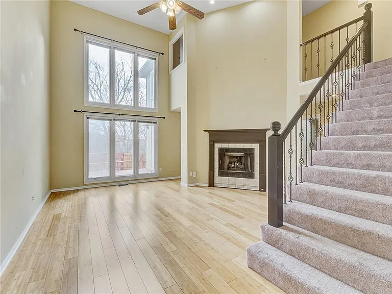 11411 Nieman Rd — Photo 3