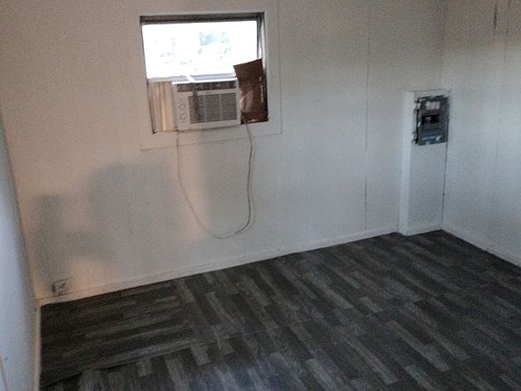5th image of 1810 Tumbleweed Dr #A