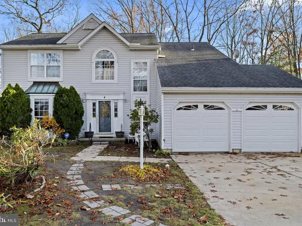 5 Galena Ct, Sicklerville, NJ 08081