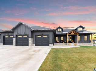 2430 N Alberta Trl, Tea, SD 57064