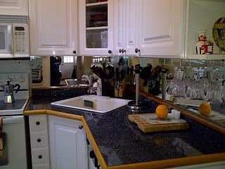 4th image of 281 Tennis Ct