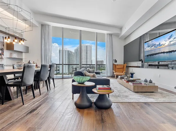 3250 NE 188th St #Uph02, Aventura, FL 33180