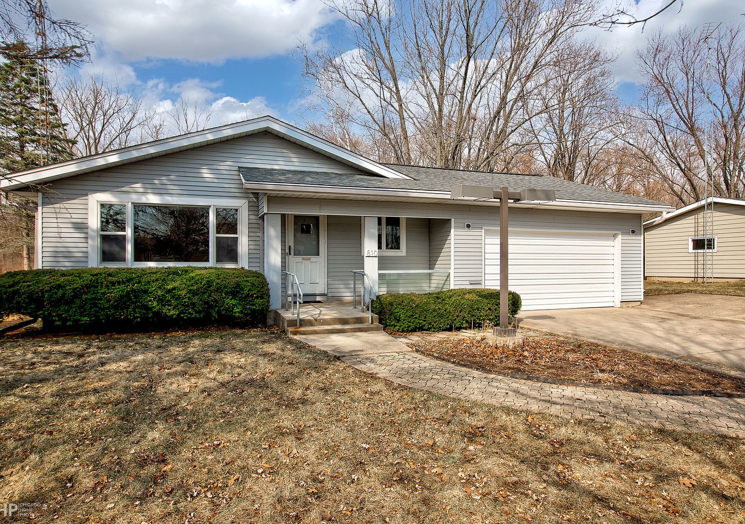 810 Gerry St, Woodstock, IL 60098 | Zillow