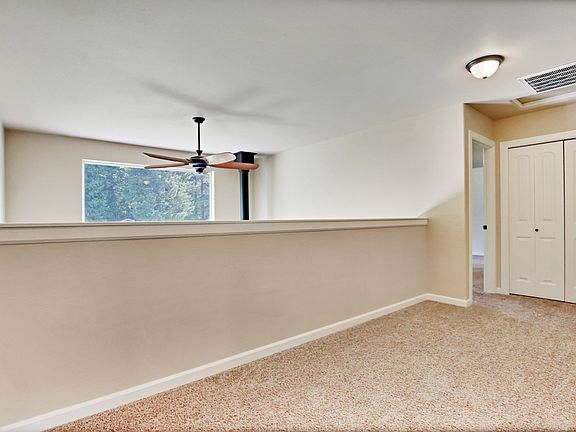 4th image of 311 9th St SE