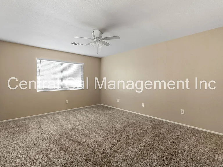 8502 Laborough Dr — Photo 15