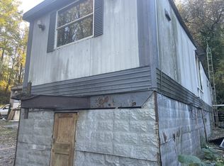 Kenova: 1105 15th Street, Kenova, WV 25530