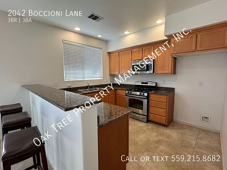 2042 Boccioni Ln — Photo 6