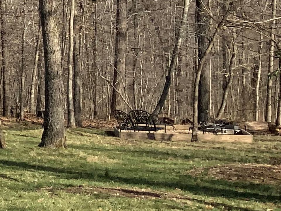 1st image of Devonshire Ln #9