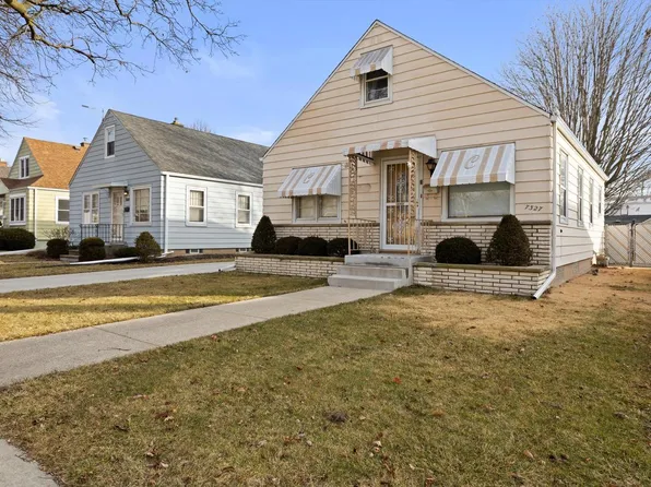 7327 43rd AVENUE, Kenosha, WI 53142