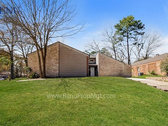 2nd image of 3903 Holly Green Ct