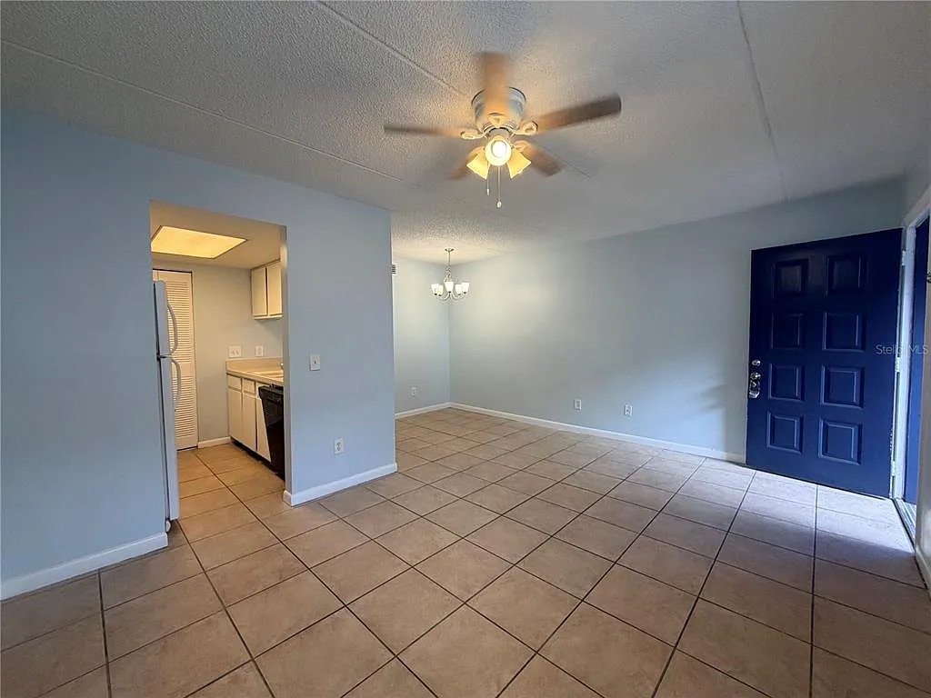 1 bed, 1.0 bath, 595 sqft, $1,150 — Photo 3