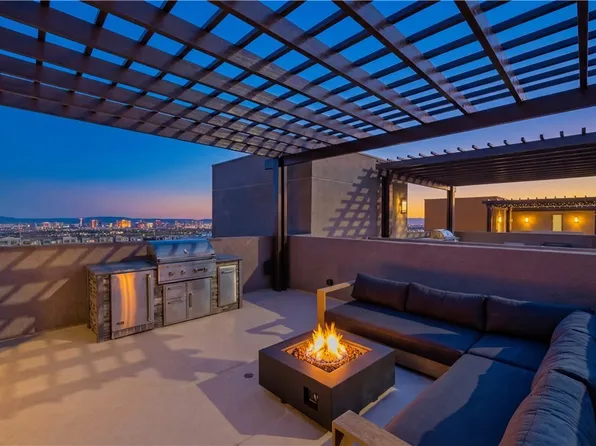 664 Sentinel Spire St, Las Vegas, NV 89138