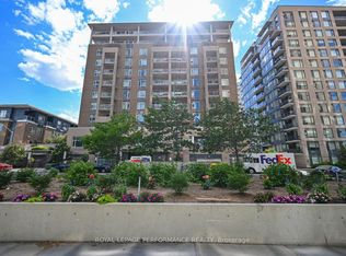 100 Champagne Ave S #903, Ottawa, ON K1S 4P4
