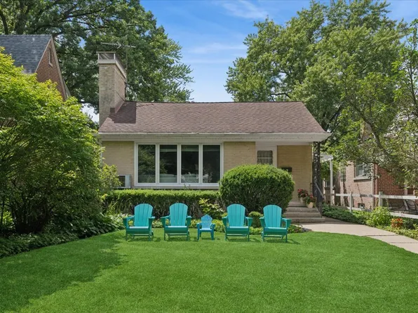 2422 Ridgeway Ave, Evanston, IL 60201