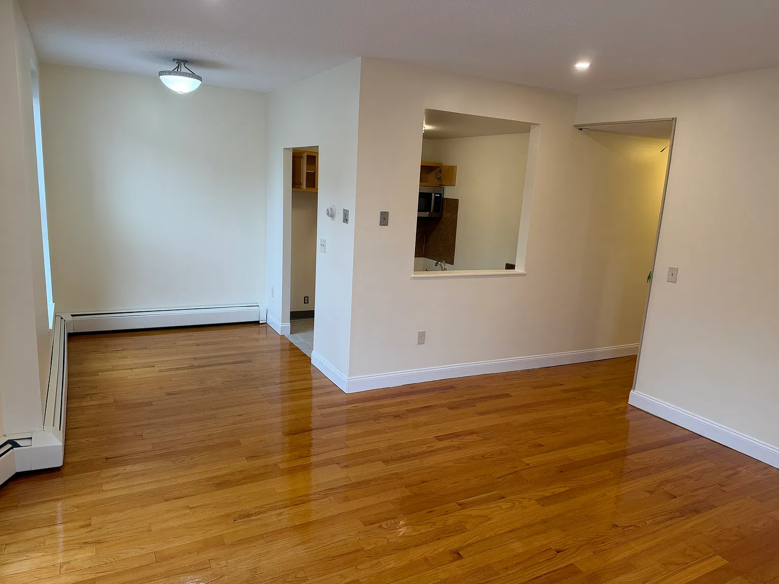 586 Massachusetts Avenue — Photo 2