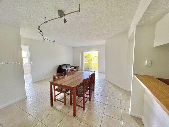 3rd image of 10785 SW 108th Ave APT 302