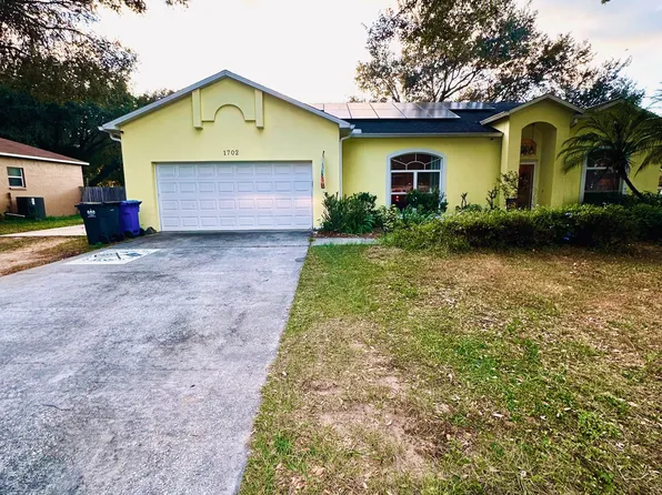 1702 Avant St, Valrico, FL 33594