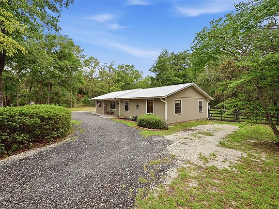 4th image of 10008 SW 80th Way