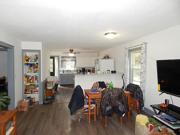 5th image of 12270 Bailey Rd
