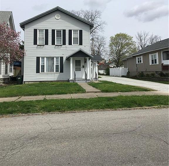 1st image of 224 W Washington St