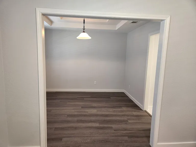 408 Miranda Ter — Photo 11