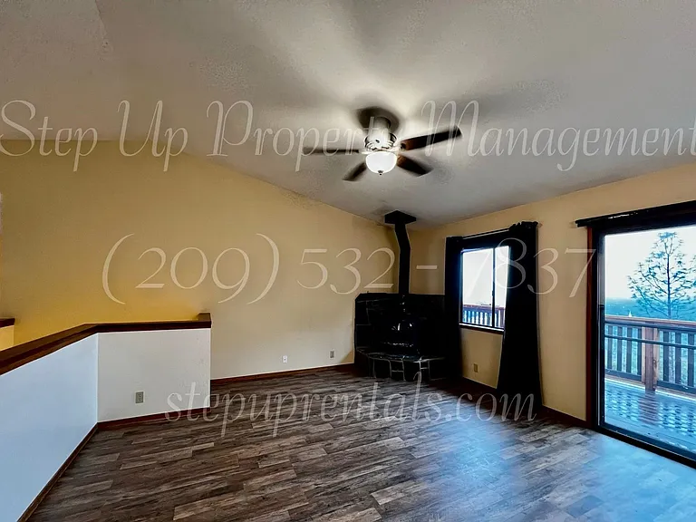 537 E Bald Mountain Rd — Photo 7