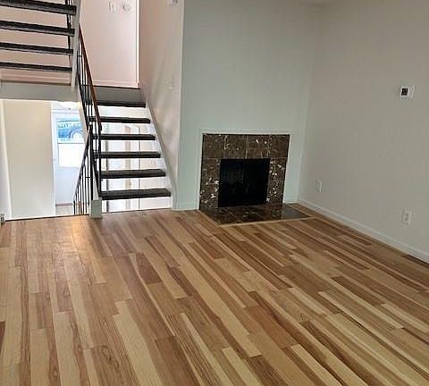 3rd image of 1651 City View Dr #7