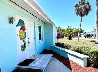 4940 Aztec Cir, Naples, FL 34112