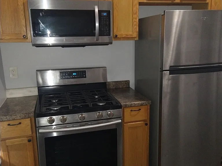 209 S Albany Ave #2 — Photo 5