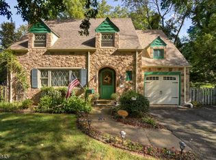 25 Chestnut St, Bound Brook, NJ 08805