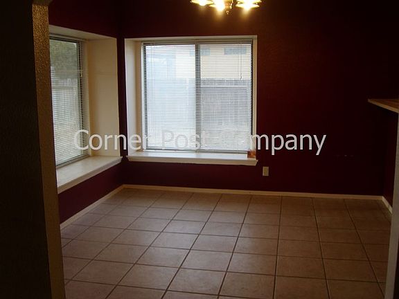 3rd image of 5601 Foxford Ct NW