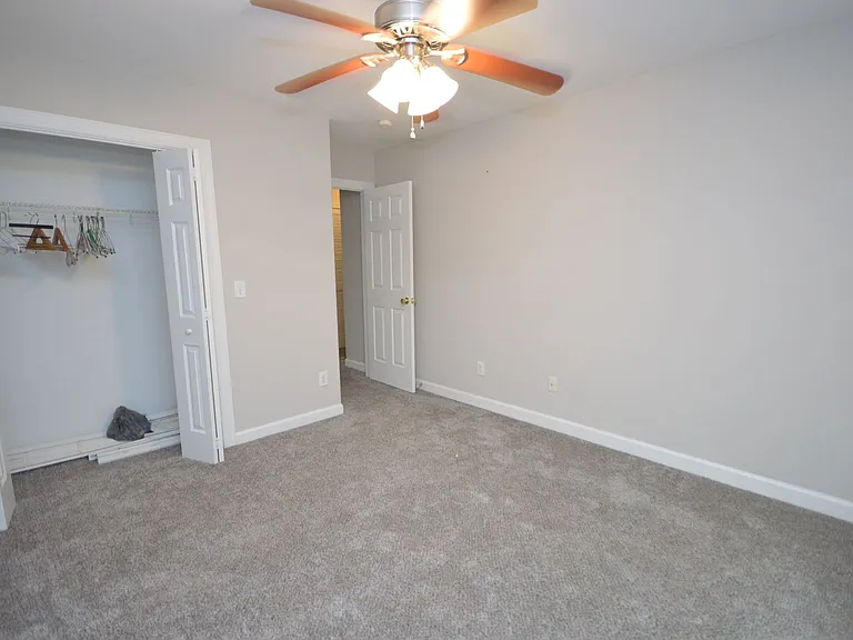 3319 Philmont Dr — Photo 18