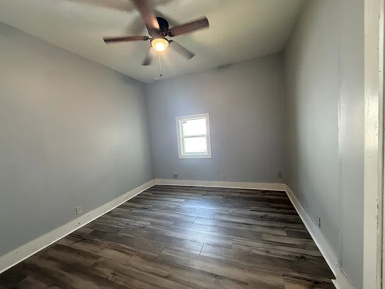 2809 Columbia Ave — Photo 16