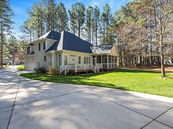 4th image of 105 River Watch Ln