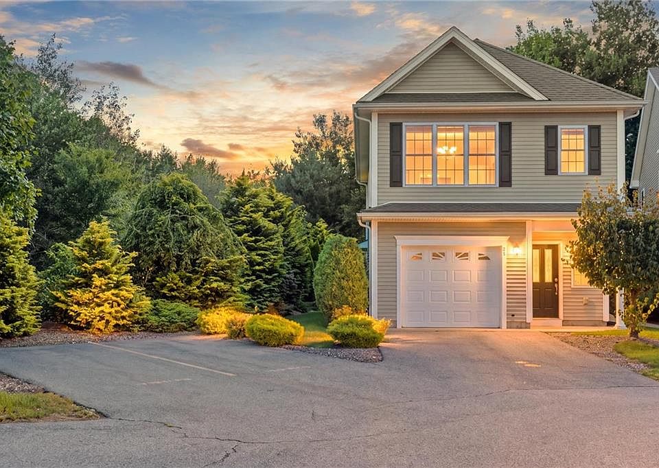 1st image of 25 Sonya Dr