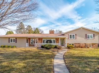 3405 Inverness Rd, Waterloo, IA 50701
