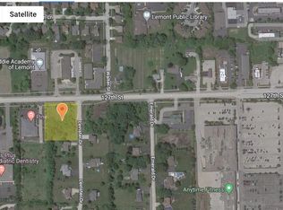 1200 Leinster Dr, Lemont, IL 60439