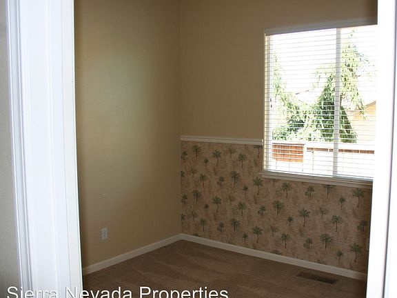5th image of 2644 Roseto Cir