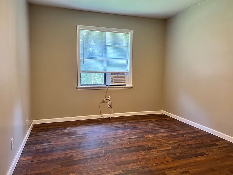 822 Barkley Rd — Photo 12