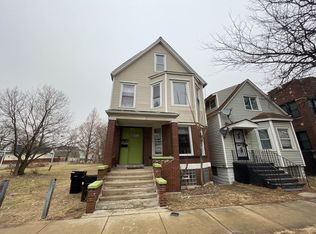 1052 W Marquette Rd, Chicago, IL 60621