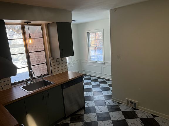 Kitchen Area and Breakfast Nook_02062026