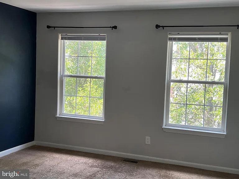 4506 Luau Ct — Photo 10