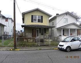 1st image of 605 Wyoming St