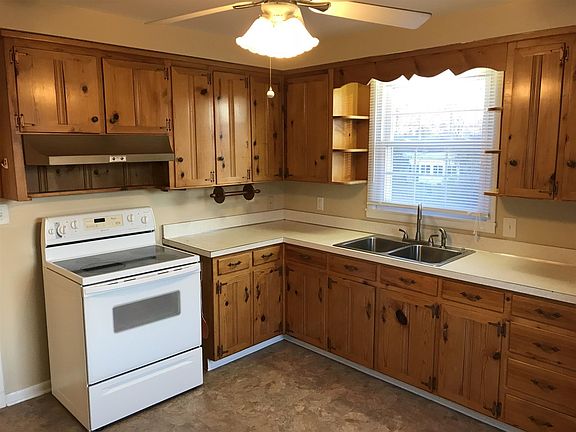 5th image of 2112 Belmont Dr