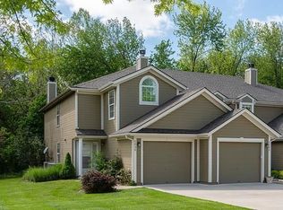 6020 NE Moonstone Dr #17-D, Lees Summit, MO 64064